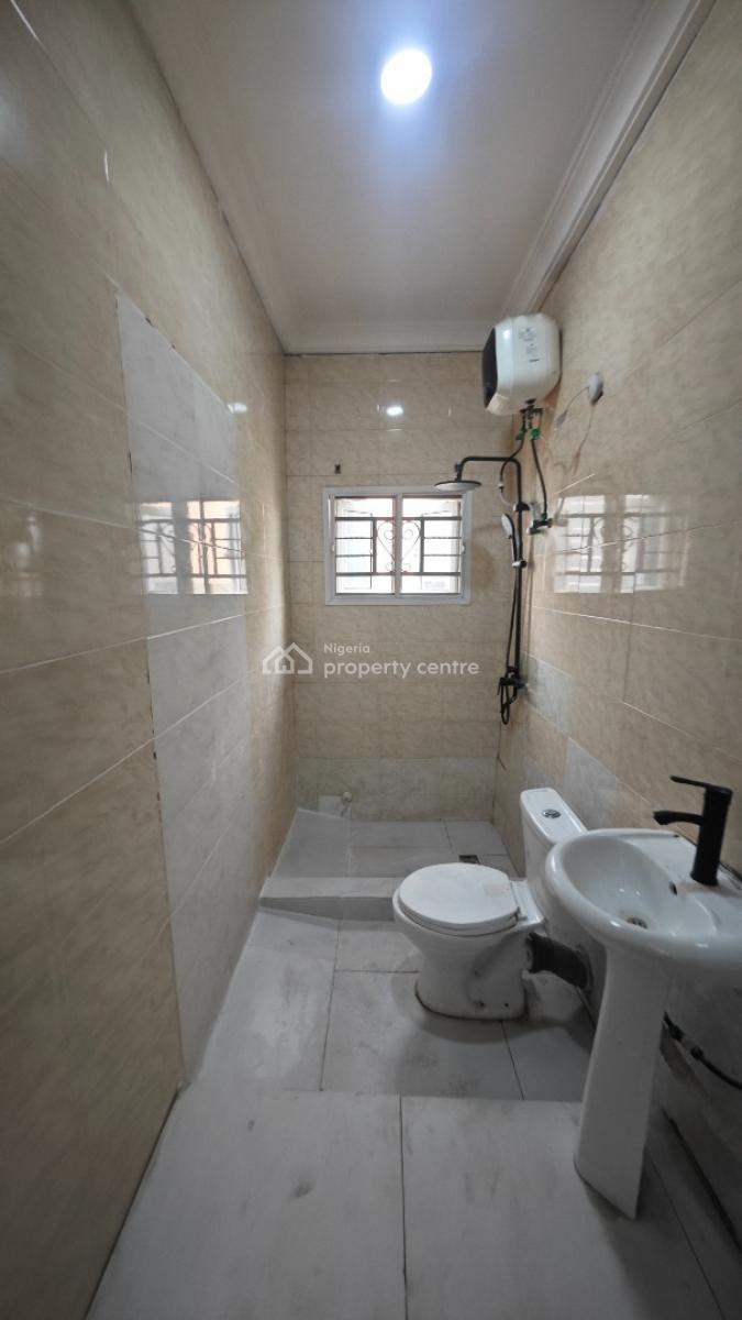 Serviced & Ensuite 2-bedroom Flat, Off Palace Road, Oniru, Victoria Island (vi), Lagos, Flat / Apartment for Rent