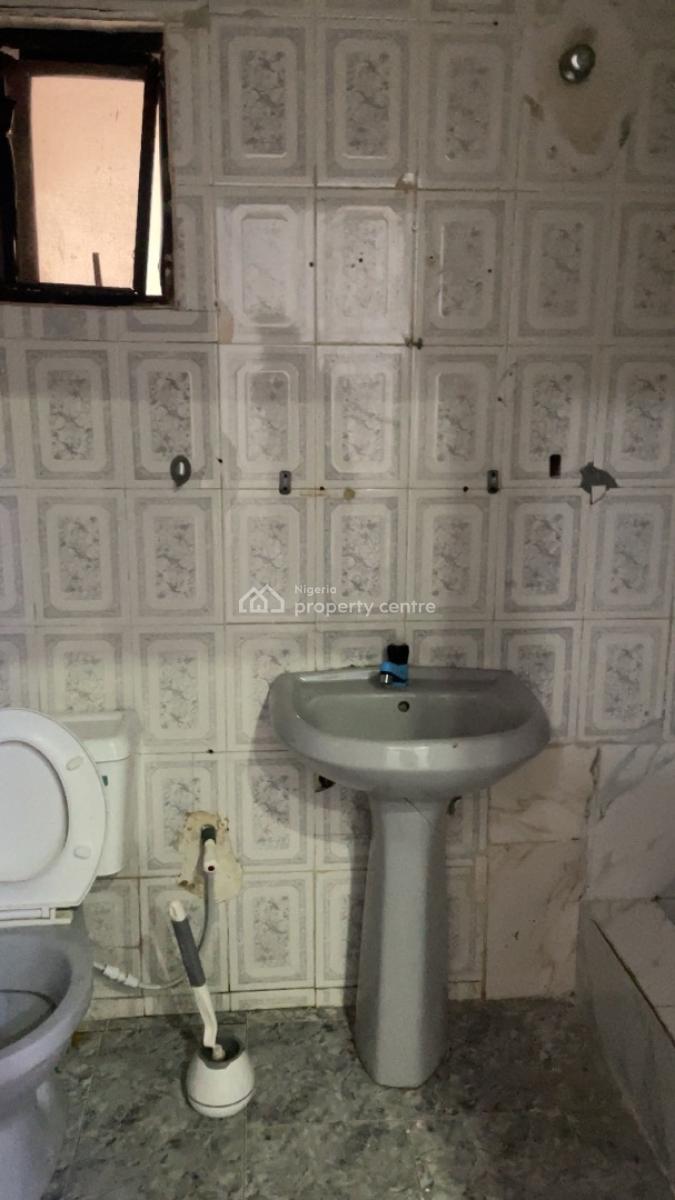 Spacious 1 Bedroom Apartment, Lekki Phase 1, Lekki, Lagos, Mini Flat (room and Parlour) for Rent