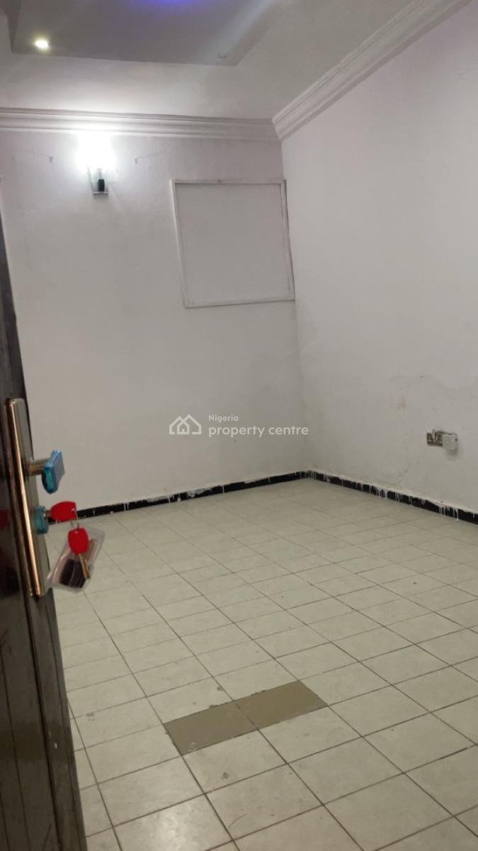 Spacious 1 Bedroom Apartment, Lekki Phase 1, Lekki, Lagos, Mini Flat (room and Parlour) for Rent