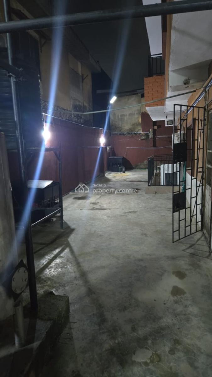 1 Bedroom Studio Apartment, Savanna Street, Off Adetola, Surulere, Lagos, Self Contain (single Rooms) for Rent