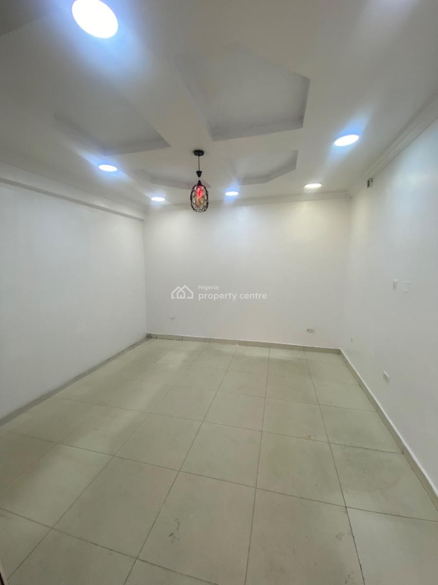 16sqm of Office Space Facing The Road, Osapa London, Osapa, Lekki, Lagos, Office Space for Rent