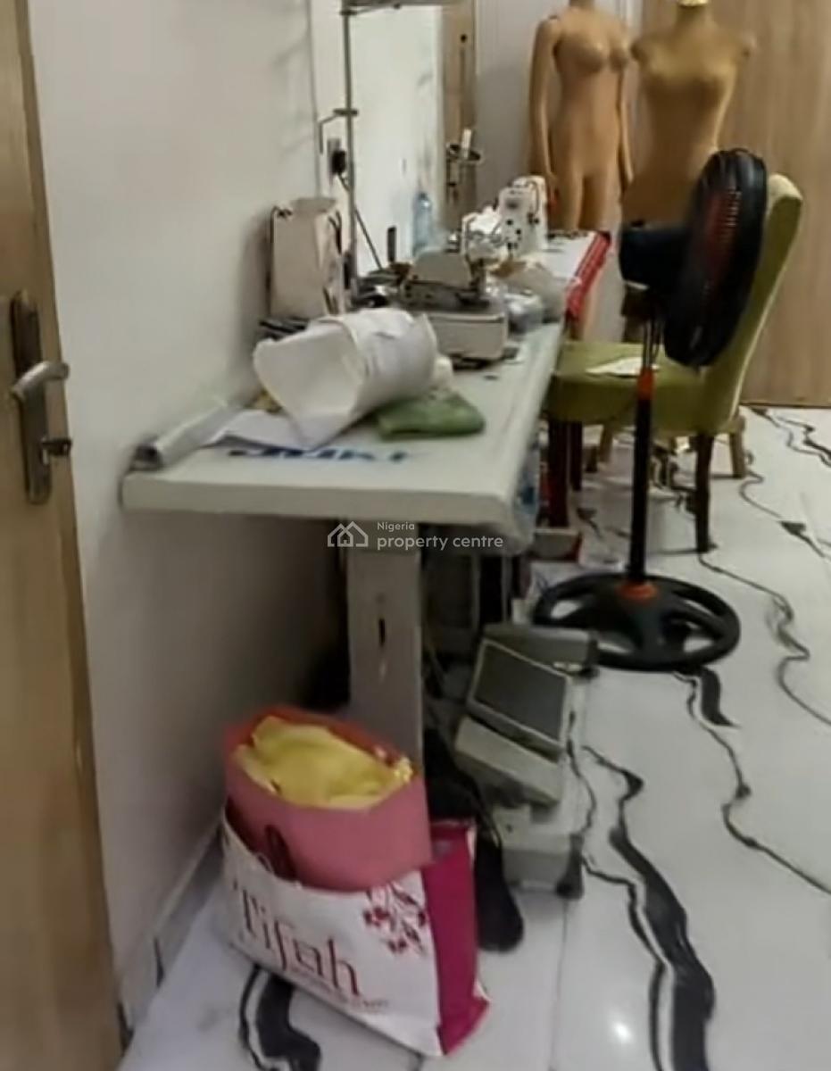 Upstairs Modern Mini Flat at Ajah { Video}, Alagutan Off Mobile Rd Ilaje, Ilaje, Ajah, Lagos, Mini Flat (room and Parlour) for Rent