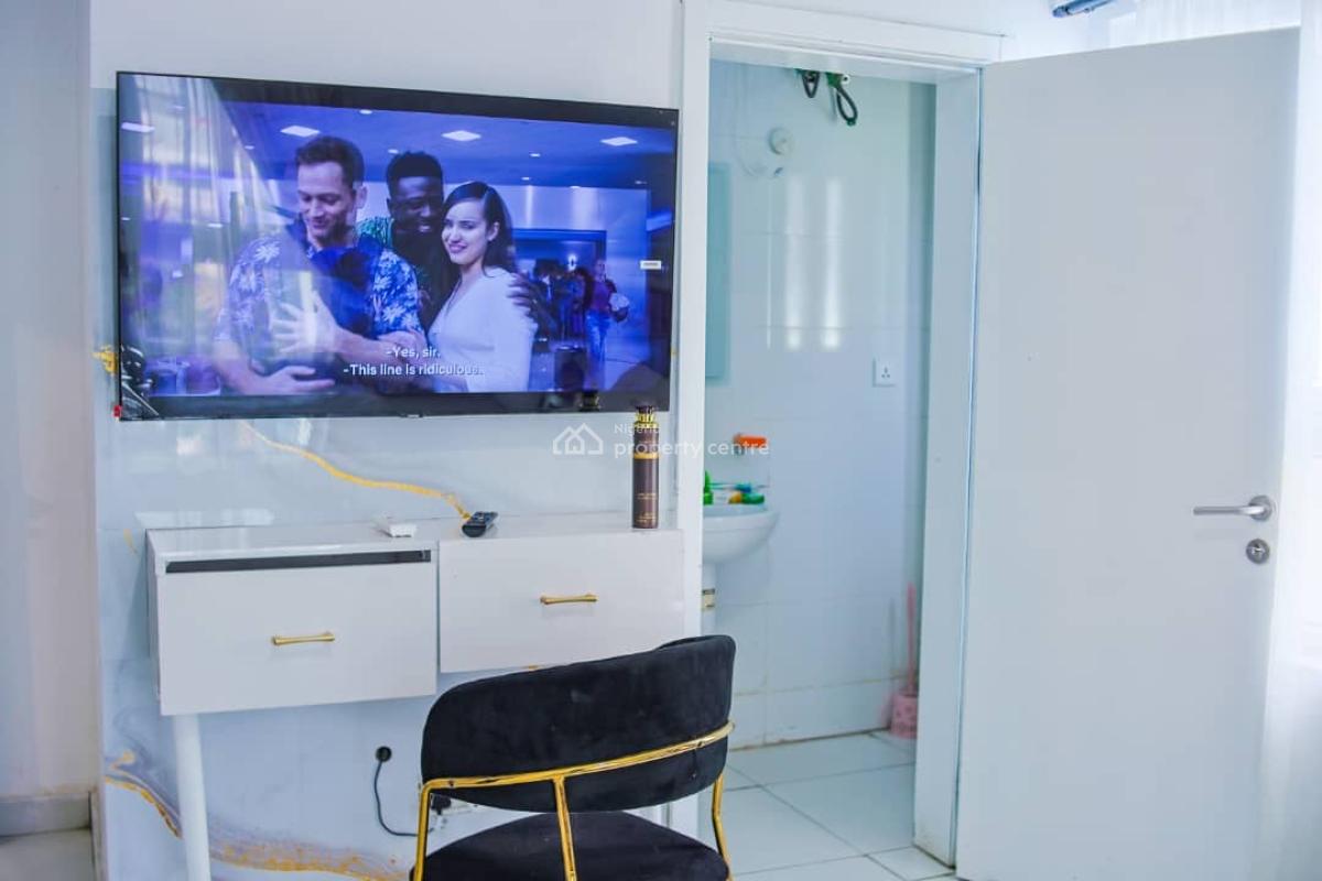 Luxurious Furnished 2bedroom Apartment in a Serviced Estate, Off Admiralty Way, Lekki Phase 1, Lekki, Lagos, Lekki Phase 1, Lekki, Lagos, Flat / Apartment for Rent
