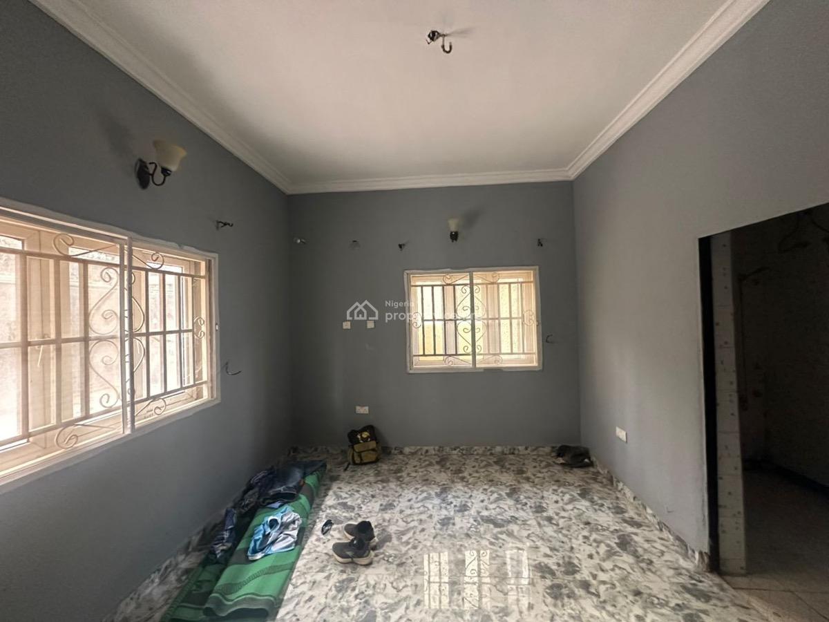 Nearly Used 2 Bedrooms Apartment, Serene Neighborhood, Katampe, Abuja, Flat / Apartment for Rent