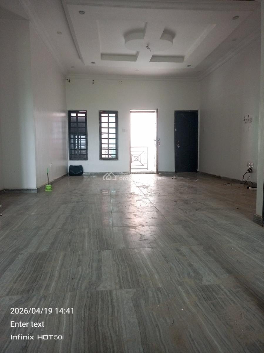 Three Bedroom Apartment Upstairs, Unity Estate, Badore, Ajah, Lagos, Flat / Apartment for Rent
