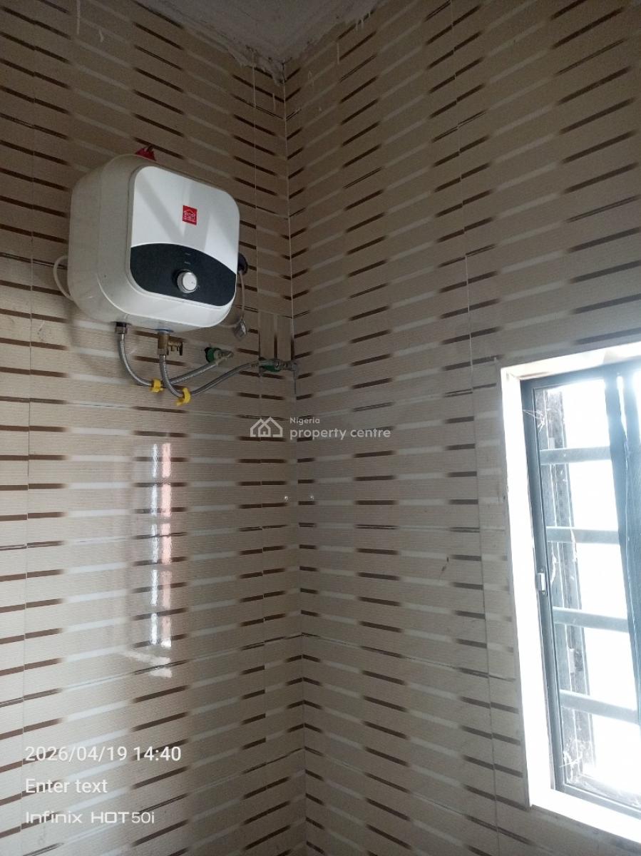 Three Bedroom Apartment Upstairs, Unity Estate, Badore, Ajah, Lagos, Flat / Apartment for Rent