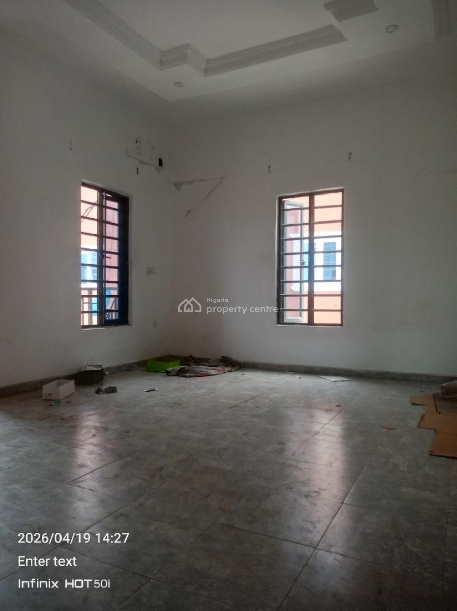 Three Bedroom Apartment Upstairs, Unity Estate, Badore, Ajah, Lagos, Flat / Apartment for Rent