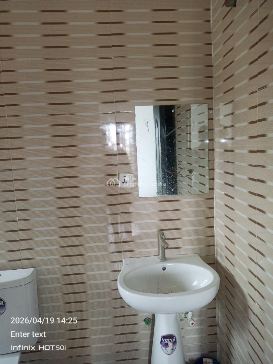 Three Bedroom Apartment Upstairs, Unity Estate, Badore, Ajah, Lagos, Flat / Apartment for Rent