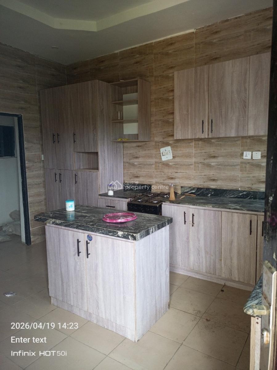 Three Bedroom Apartment Upstairs, Unity Estate, Badore, Ajah, Lagos, Flat / Apartment for Rent