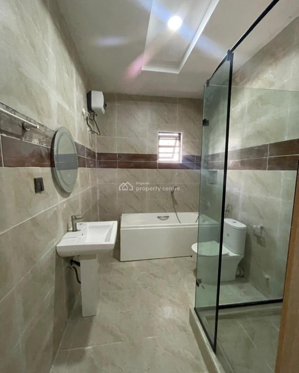 4 Bedroom Terrace Duplex, Mobile Road, Ilaje, Ajah, Lagos, Terraced Duplex for Rent