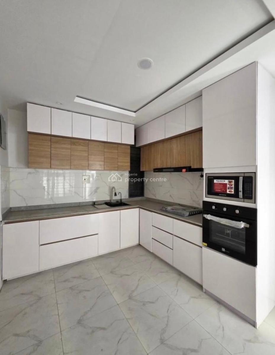 4 Bedrooms, Ologolo, Lekki, Lagos, Semi-detached Duplex for Rent