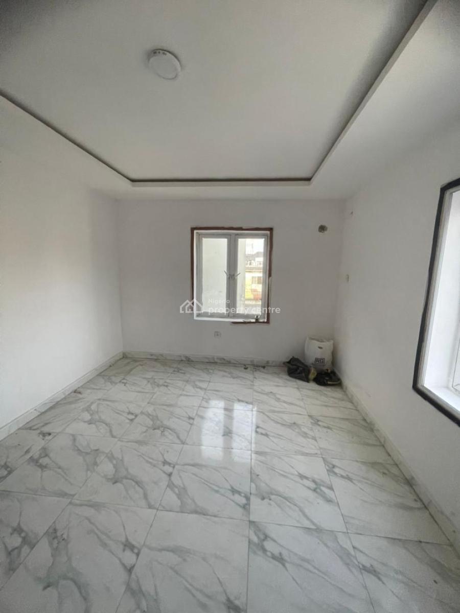 4 Bedrooms, Ologolo, Lekki, Lagos, Semi-detached Duplex for Rent