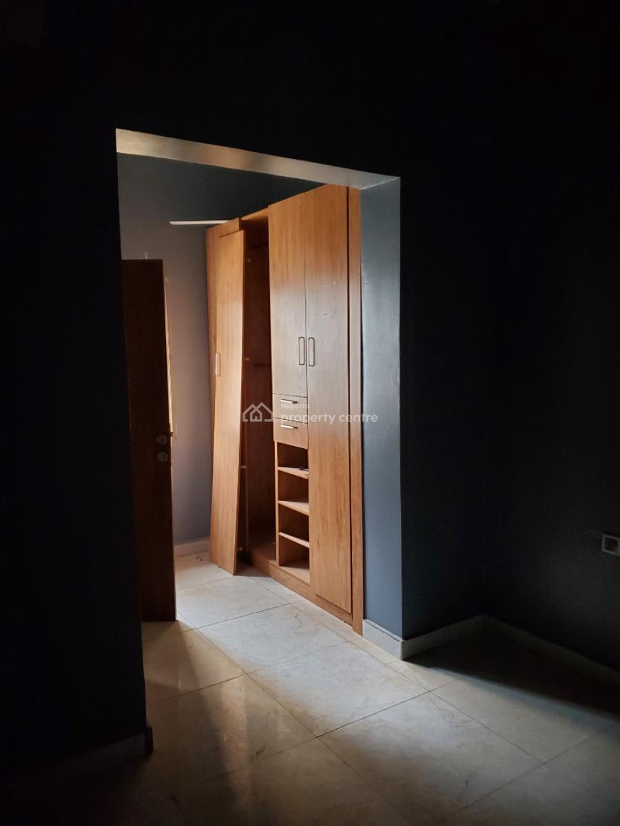 Tastefully Finished 4-bedroom Terrace Duplex with Pool, Guzape District, Abuja, Terraced Duplex for Rent