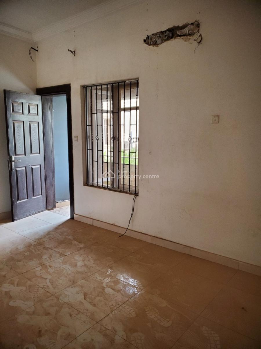 Luxury 4-bedroom Terrace Duplex with Detached Bq, Guzape District, Abuja, Terraced Duplex for Rent