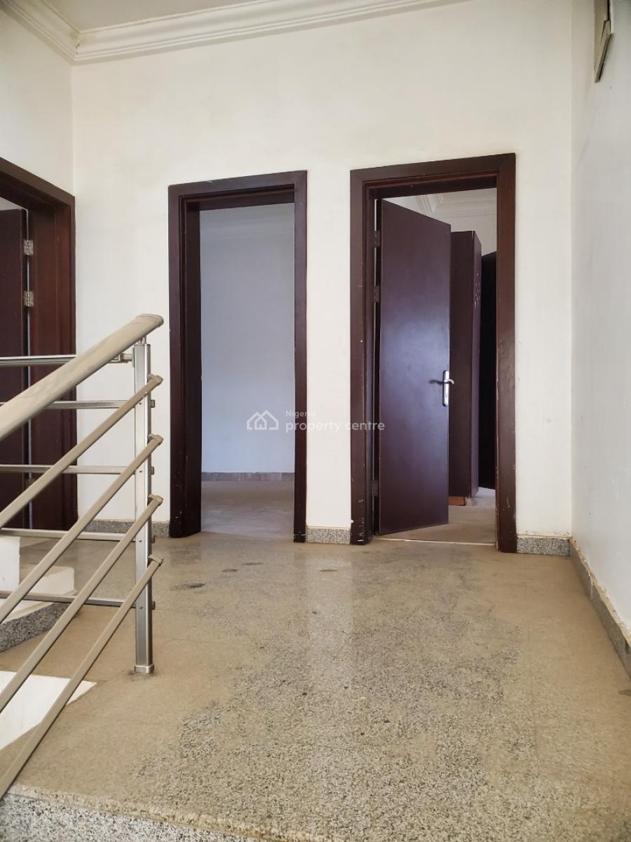Luxury 4-bedroom Terrace Duplex with Detached Bq, Guzape District, Abuja, Terraced Duplex for Rent