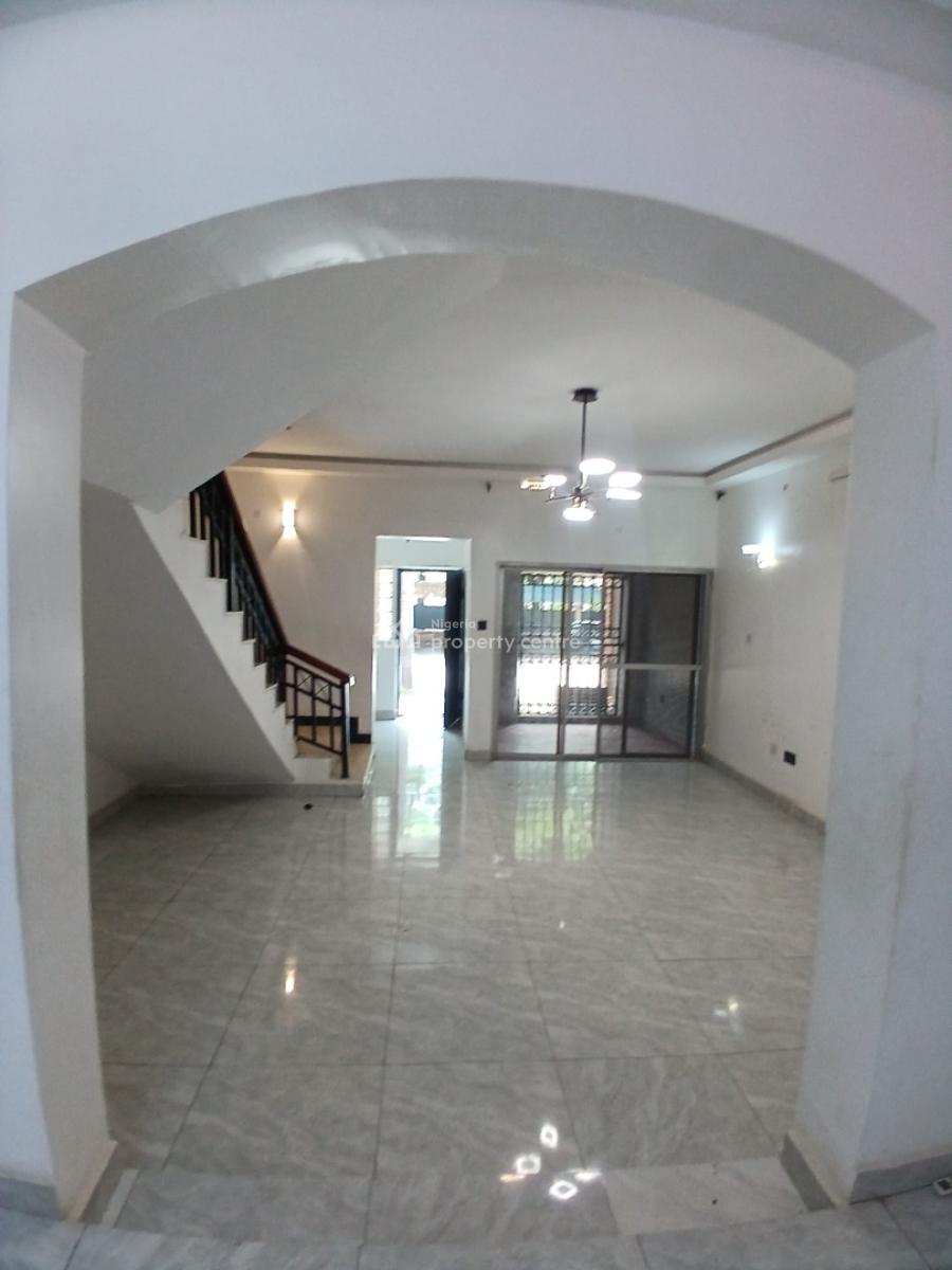 Under Renovation 3 Bedroom Terrace Duplex with 1room Bq, Wuse 2 Abuja Diplomatic Zone, Wuse 2, Abuja, Terraced Duplex for Rent
