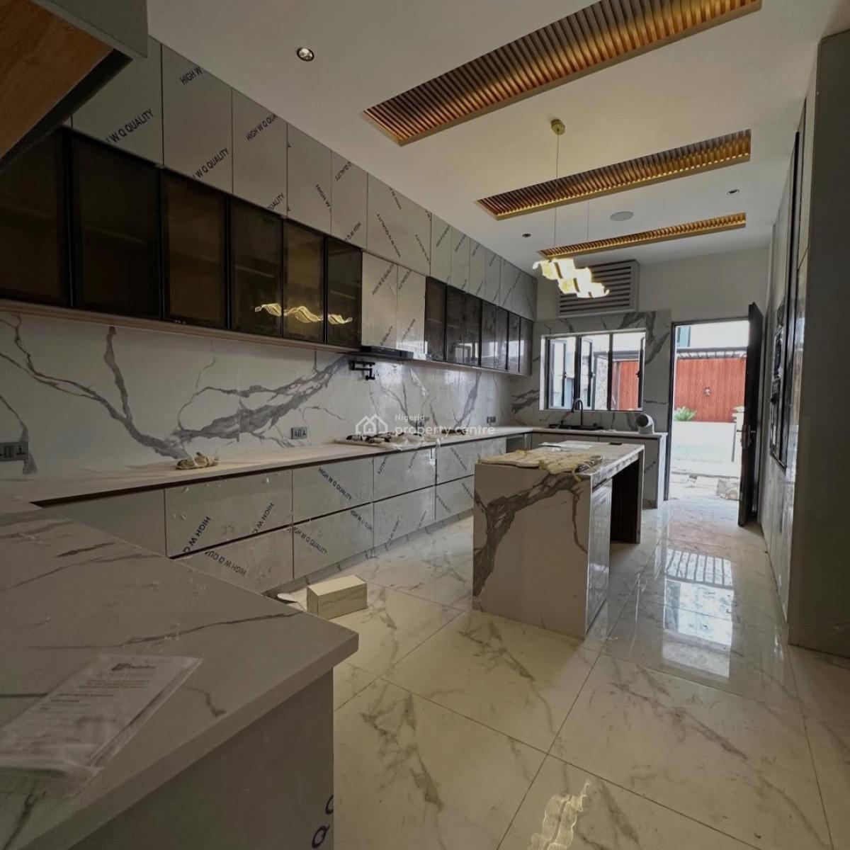 4 Bedrooms Smart Home , Bq, Elevator, Serene and Well Secured Neighborhood, Utako, Abuja, Terraced Duplex for Sale