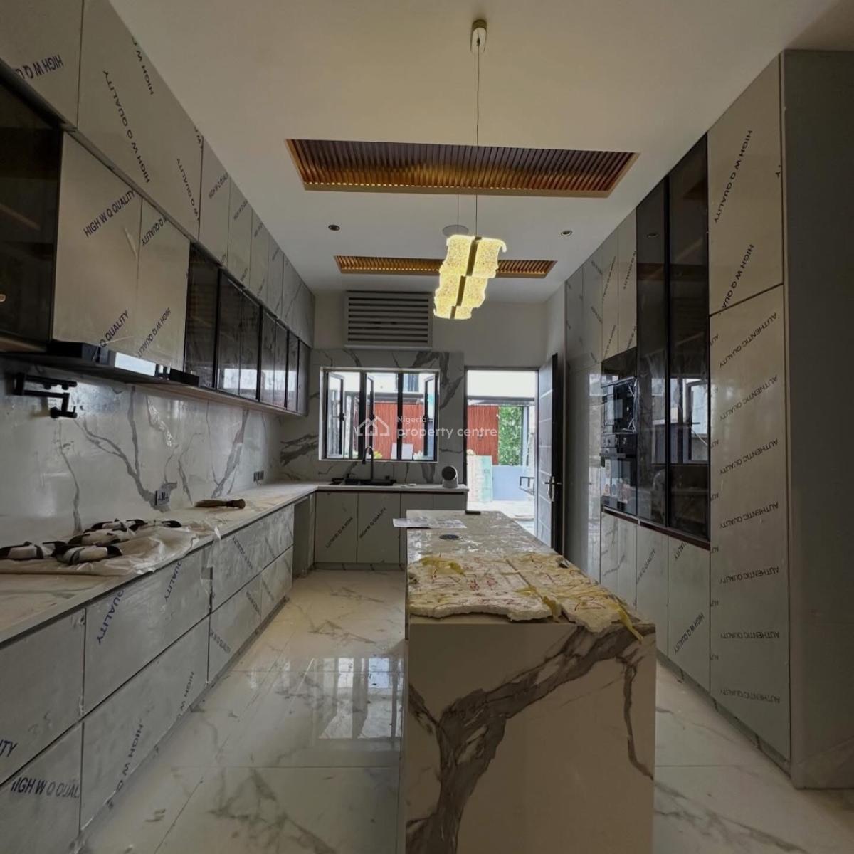 4 Bedrooms Smart Home , Bq, Elevator, Serene and Well Secured Neighborhood, Utako, Abuja, Terraced Duplex for Sale