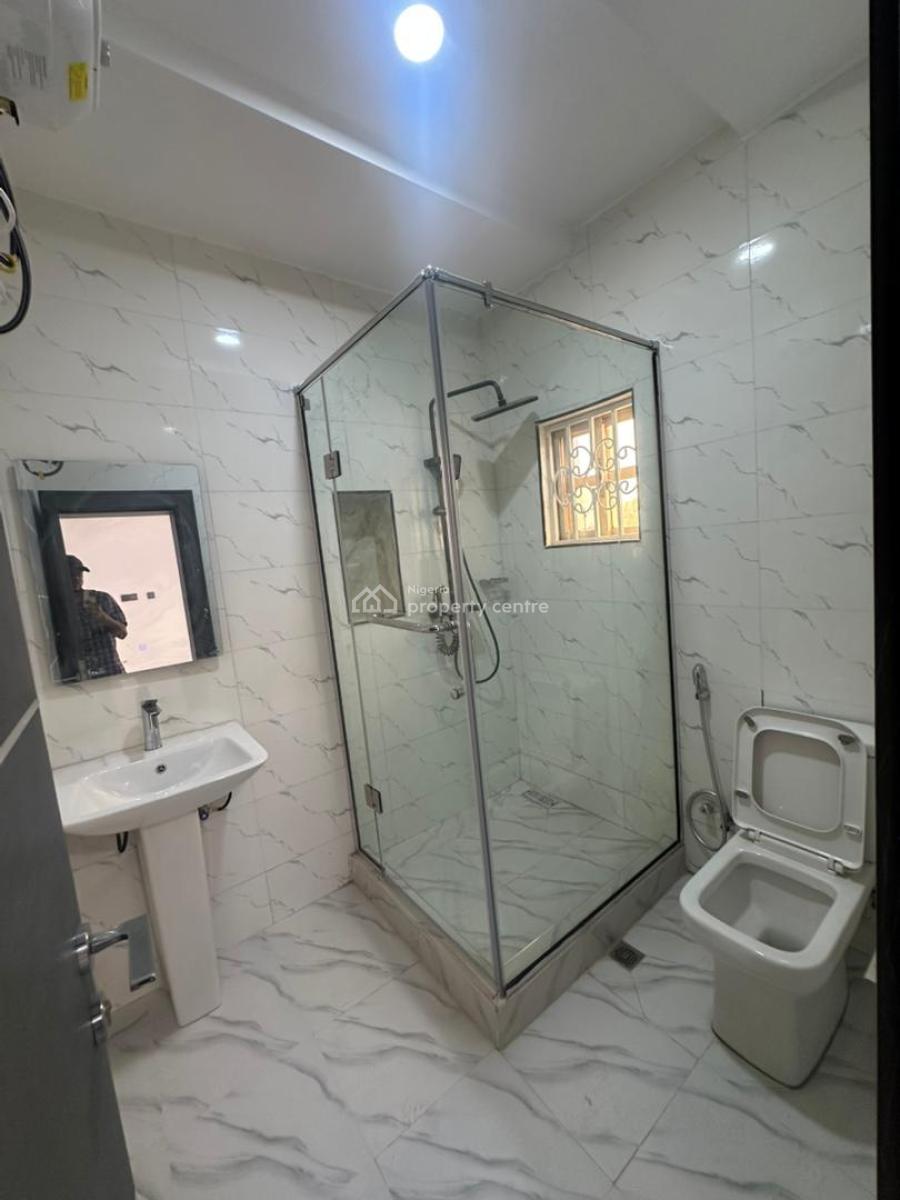 Luxury 3 Bedroom Flat with Standard Finishing, Maitama Main, Maitama District, Abuja, Flat / Apartment for Rent