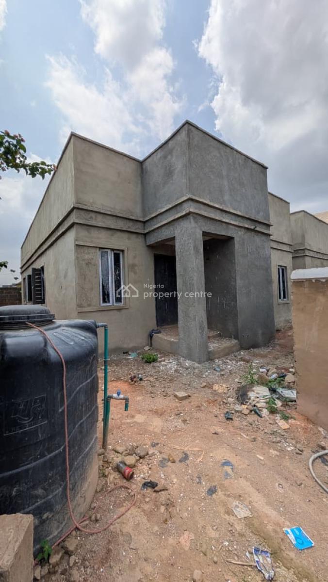 Ongoing Project Consisting of a Spacious 3-bedroom Bungalow with a Ble, Oke’badan Estate, Akala Way, Akobo, Ibadan.*, Ibadan, Oyo, House for Sale