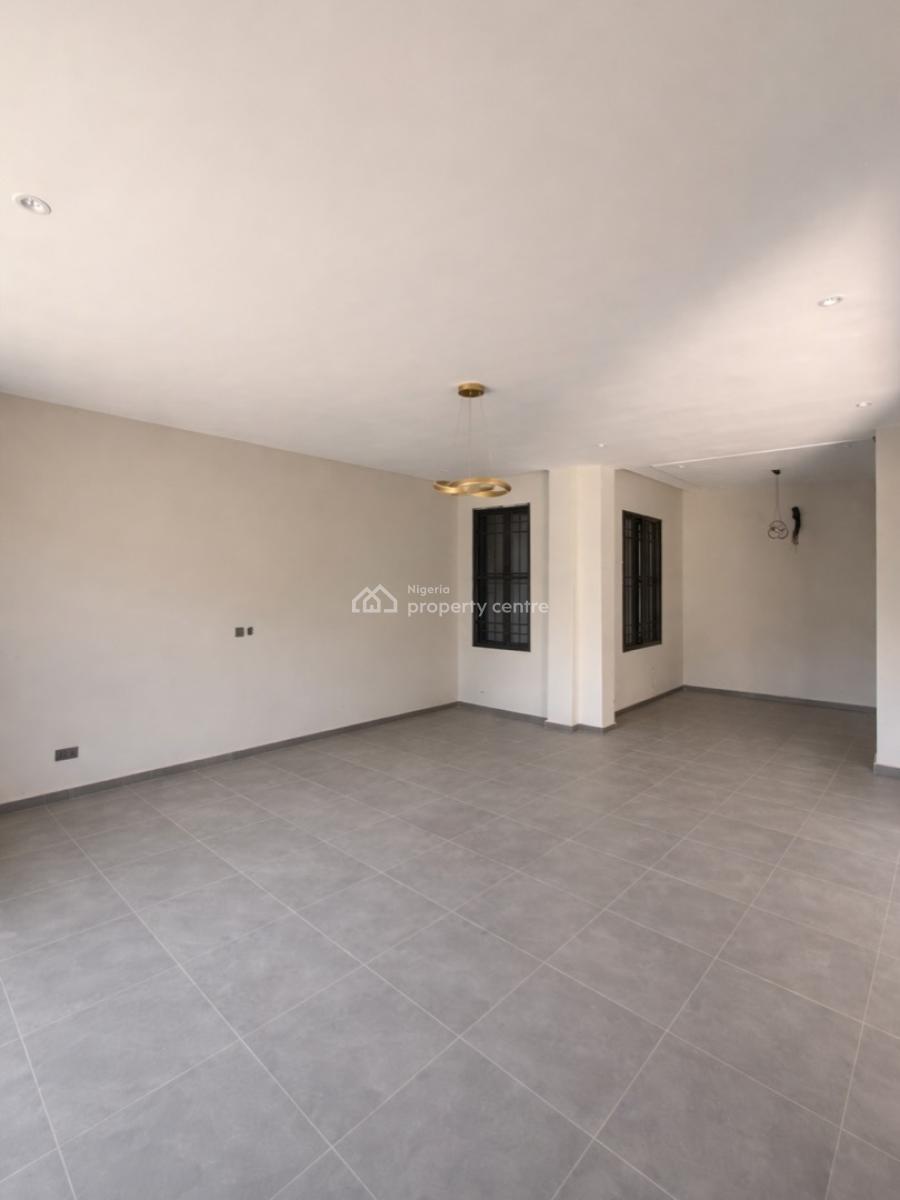 Exquisite 5 Bedrooms Spacious & Serviced Duplex,bq, Greenery,, Secured Neighborhood, Good Access Road, Dawaki, Gwarinpa, Abuja, Terraced Duplex for Sale