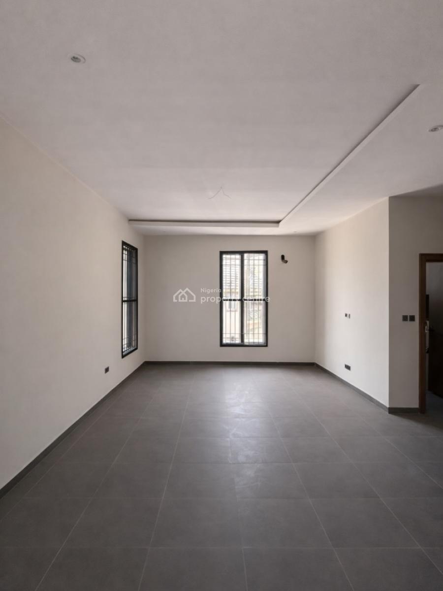 Exquisite 5 Bedrooms Spacious & Serviced Duplex,bq, Greenery,, Secured Neighborhood, Good Access Road, Dawaki, Gwarinpa, Abuja, Terraced Duplex for Sale