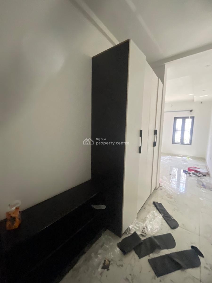 Spacious Luxurious 3 Bed Apt Comes with Elevator Pool and Accessible, Orchid, Lekki, Lagos, House for Rent