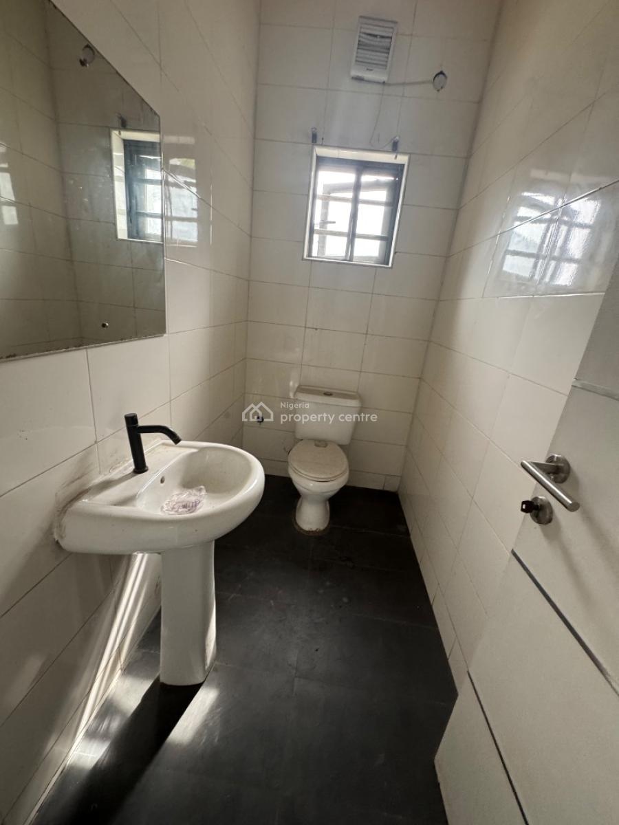 6 Units of 3 Bedroom Apartments with a Bq Each., Lekki Phase 1, Lekki, Lagos, Flat / Apartment for Rent