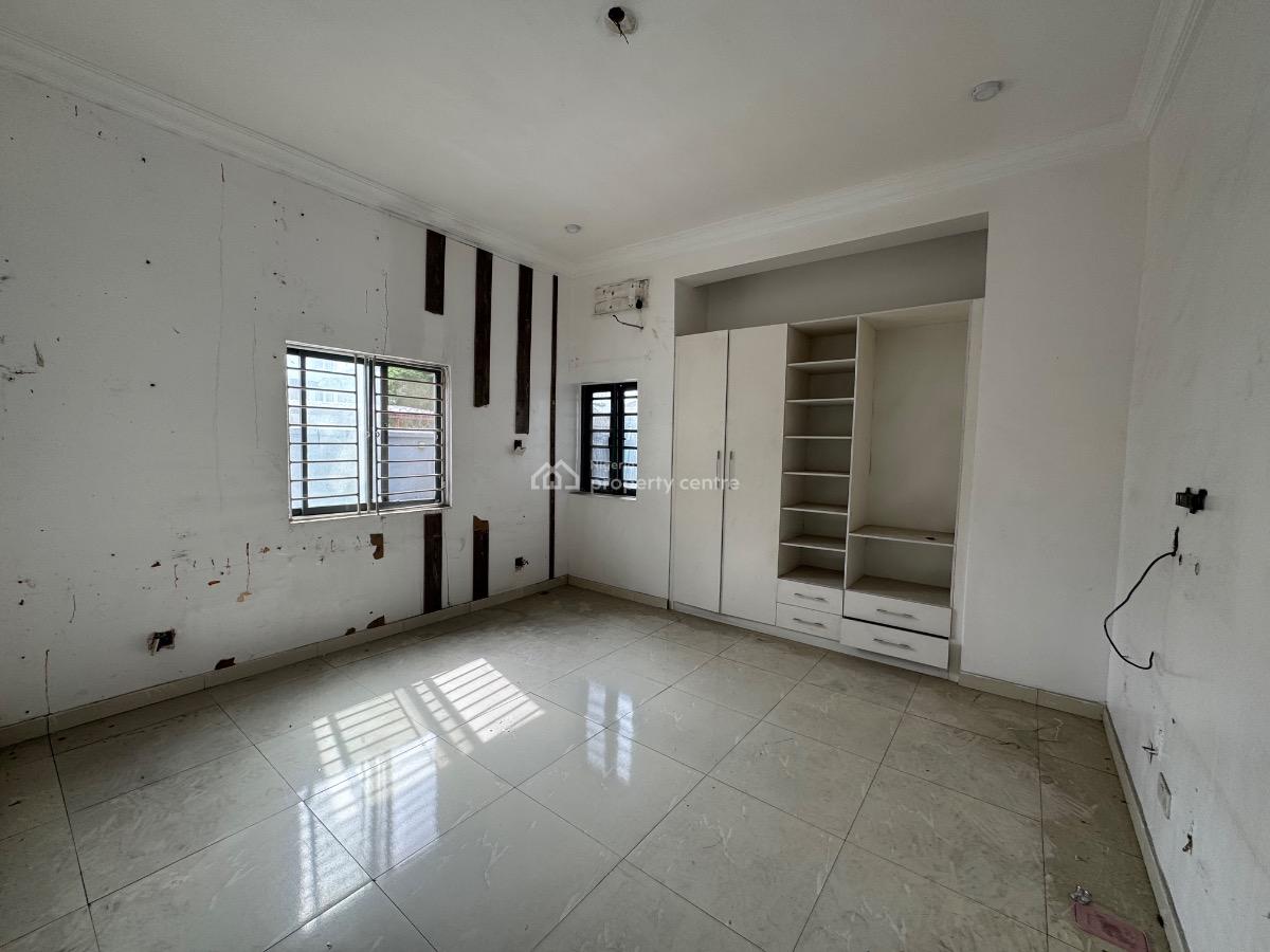 6 Units of 3 Bedroom Apartments with a Bq Each., Lekki Phase 1, Lekki, Lagos, Flat / Apartment for Rent