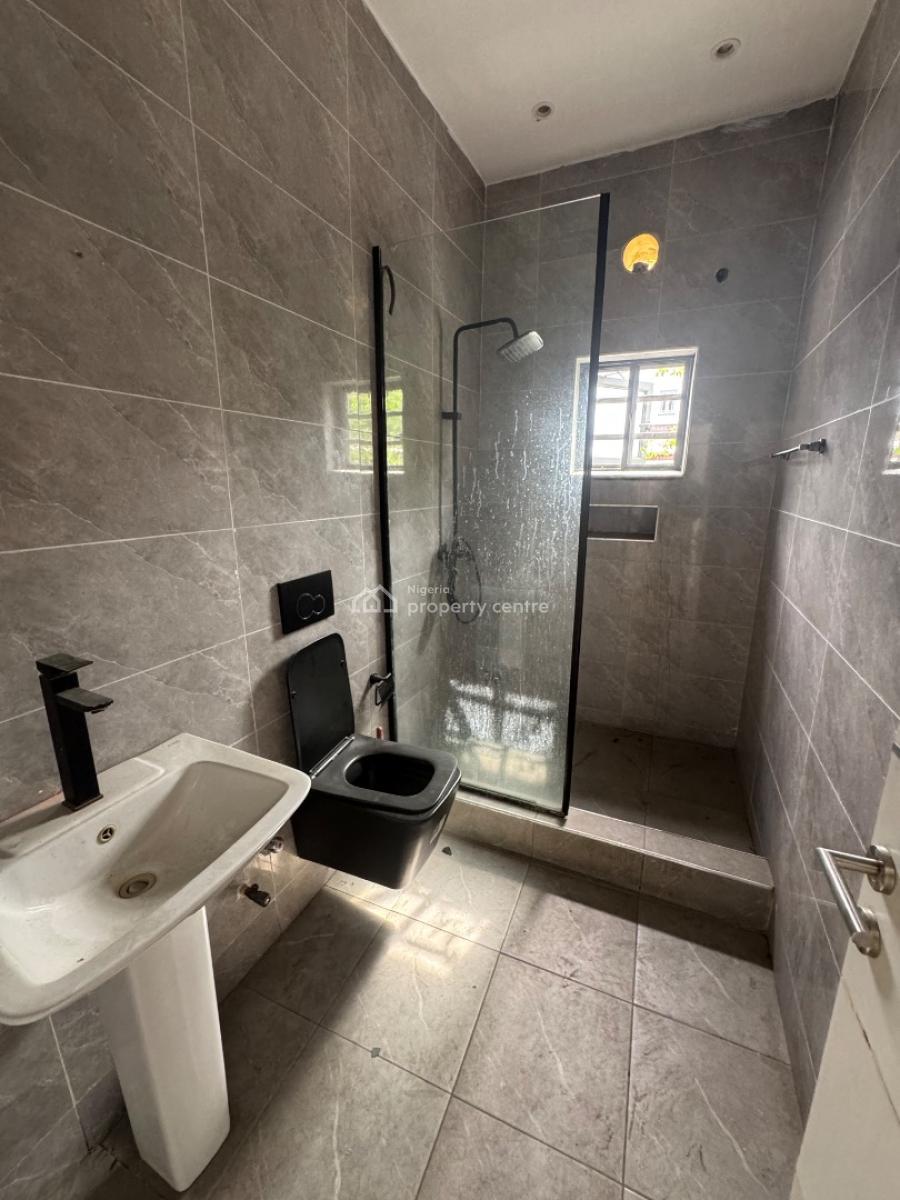 6 Units of 3 Bedroom Apartments with a Bq Each., Lekki Phase 1, Lekki, Lagos, Flat / Apartment for Rent