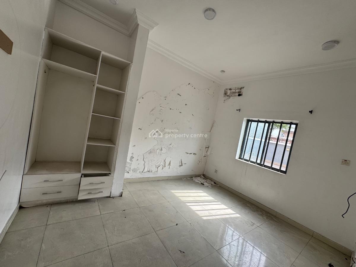 6 Units of 3 Bedroom Apartments with a Bq Each., Lekki Phase 1, Lekki, Lagos, Flat / Apartment for Rent