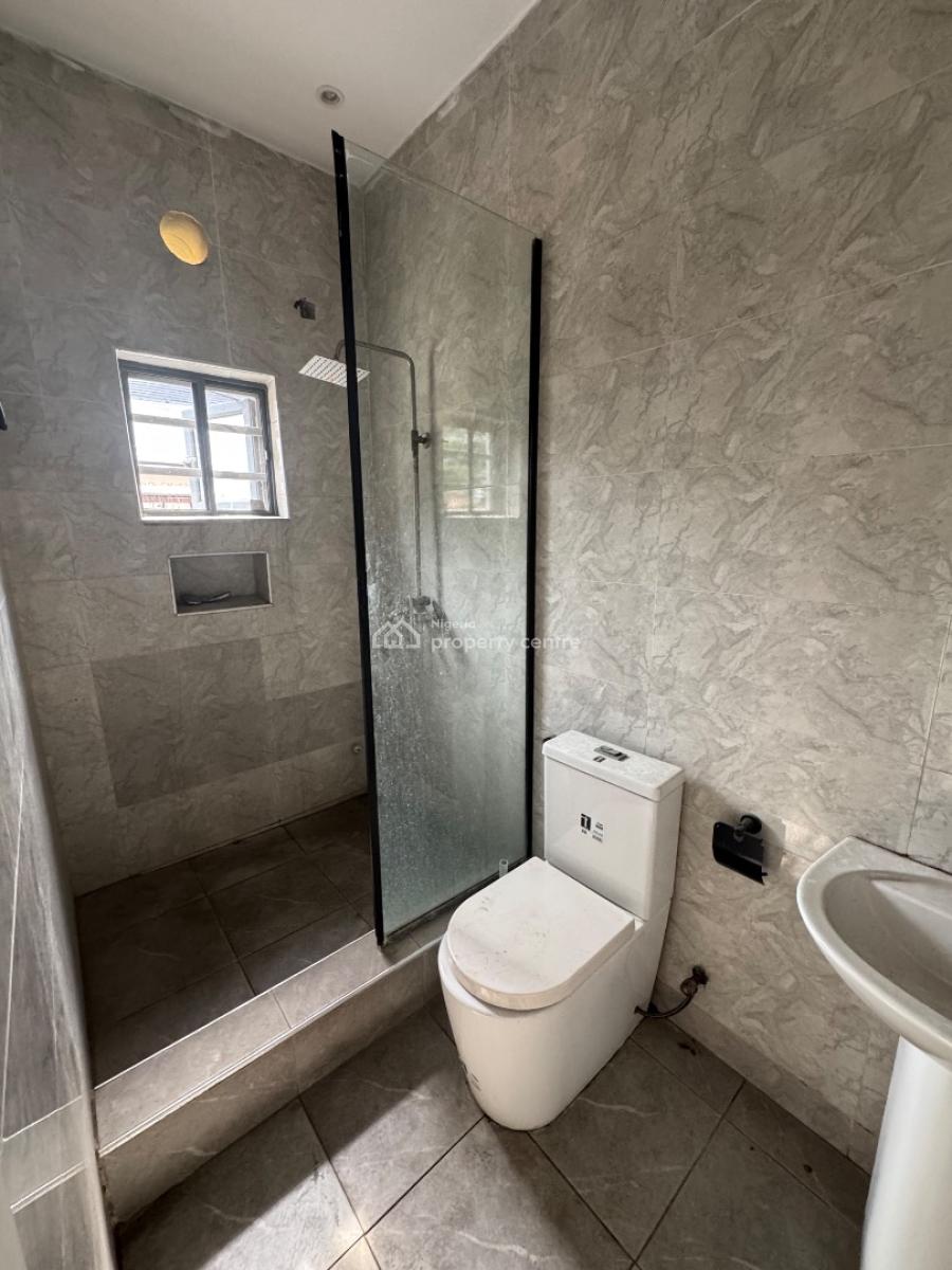 6 Units of 3 Bedroom Apartments with a Bq Each., Lekki Phase 1, Lekki, Lagos, Flat / Apartment for Rent