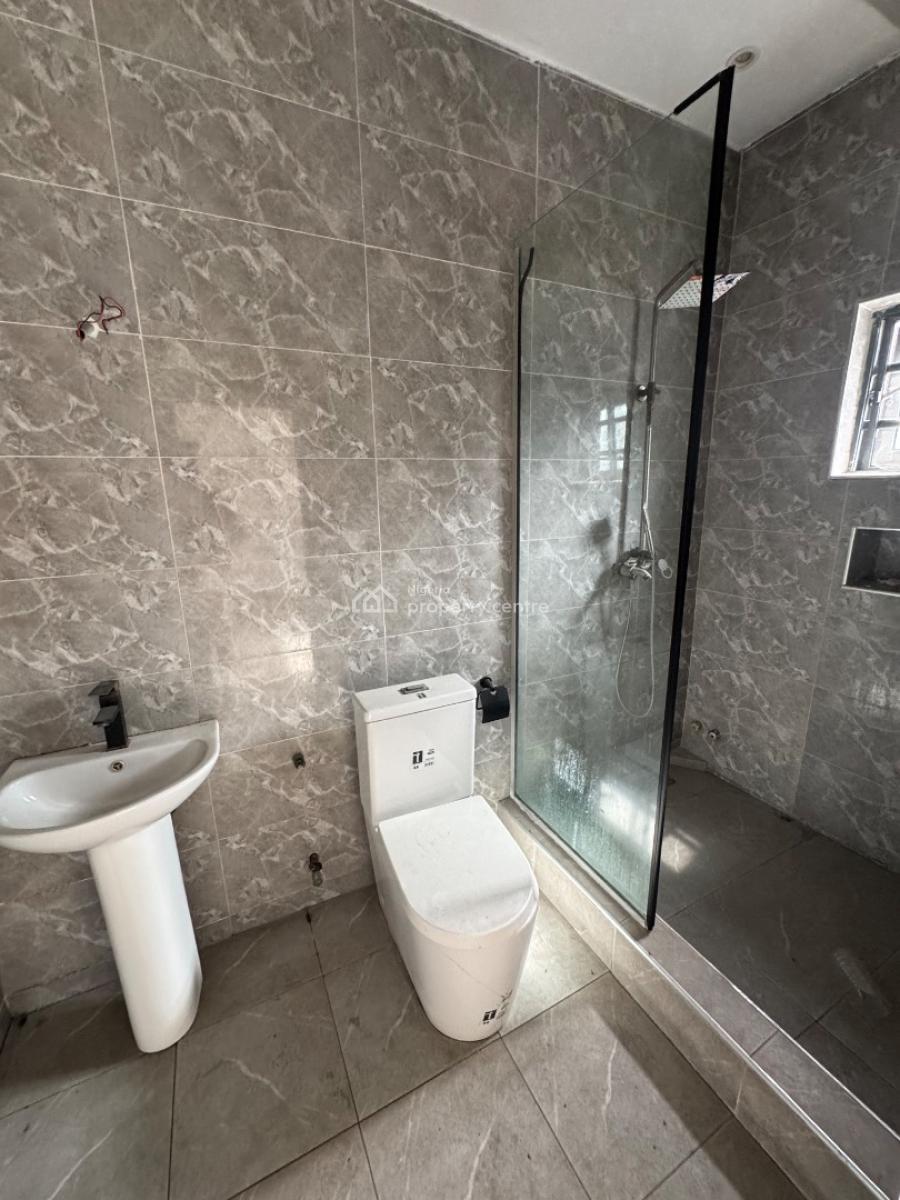 6 Units of 3 Bedroom Apartments with a Bq Each., Lekki Phase 1, Lekki, Lagos, Flat / Apartment for Rent