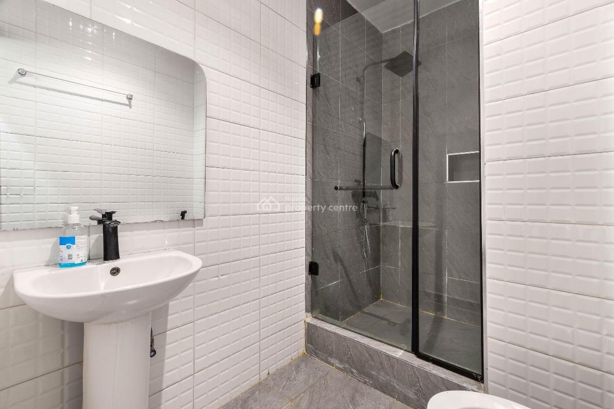 Luxury 3 Bedroom Apartment with Luxury Finishes, Lekki Phase 1, Lekki, Lagos, Flat / Apartment Short Let