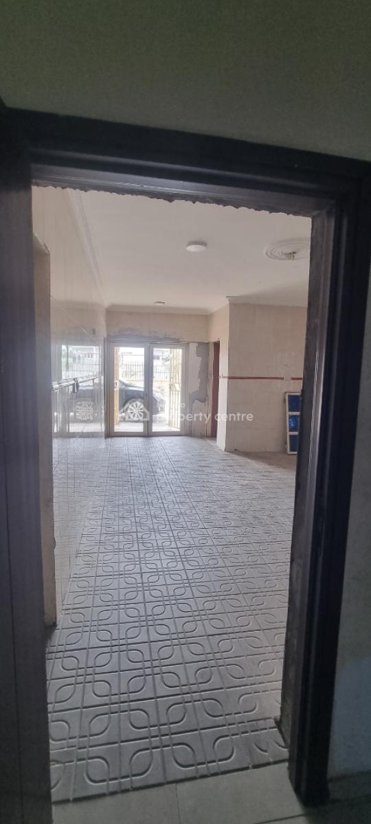 a Commercial Building of 5brm Duplex with Additional 4rooms Upstair, Off Coastal Road Ikate, Lekki, Lagos, Hotel / Guest House for Rent