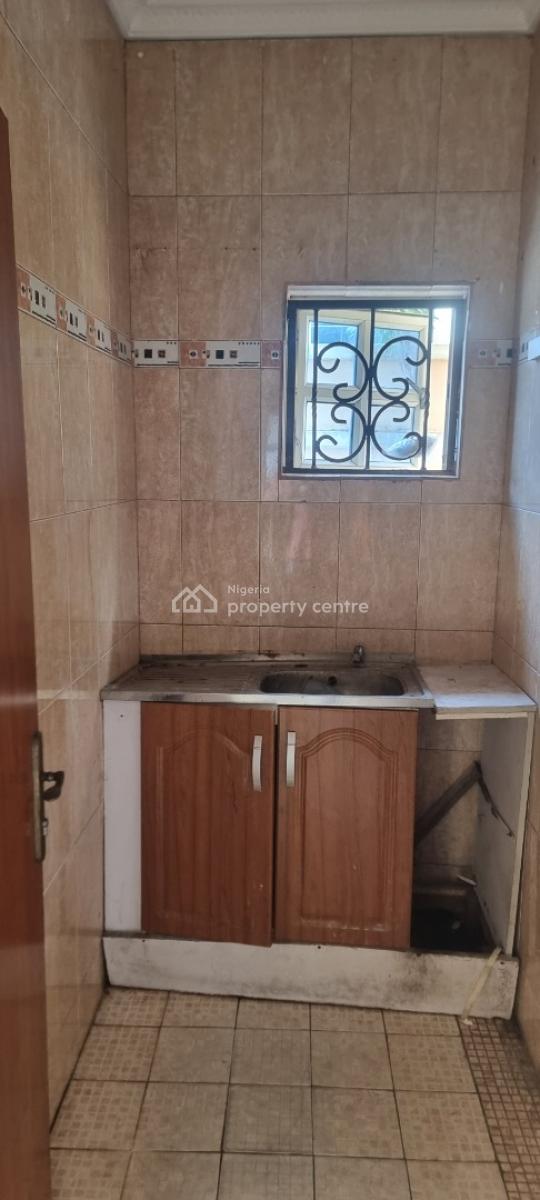 a Commercial Building of 5brm Duplex with Additional 4rooms Upstair, Off Coastal Road Ikate, Lekki, Lagos, Hotel / Guest House for Rent