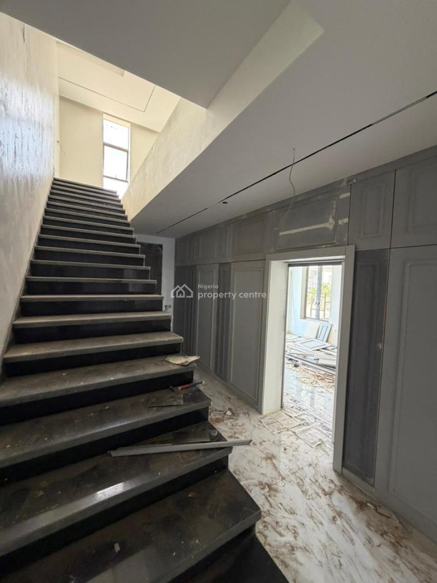 Luxury 4-bedroom Semi-detached Duplex with Bq, Guzape District, Abuja, Semi-detached Duplex for Sale