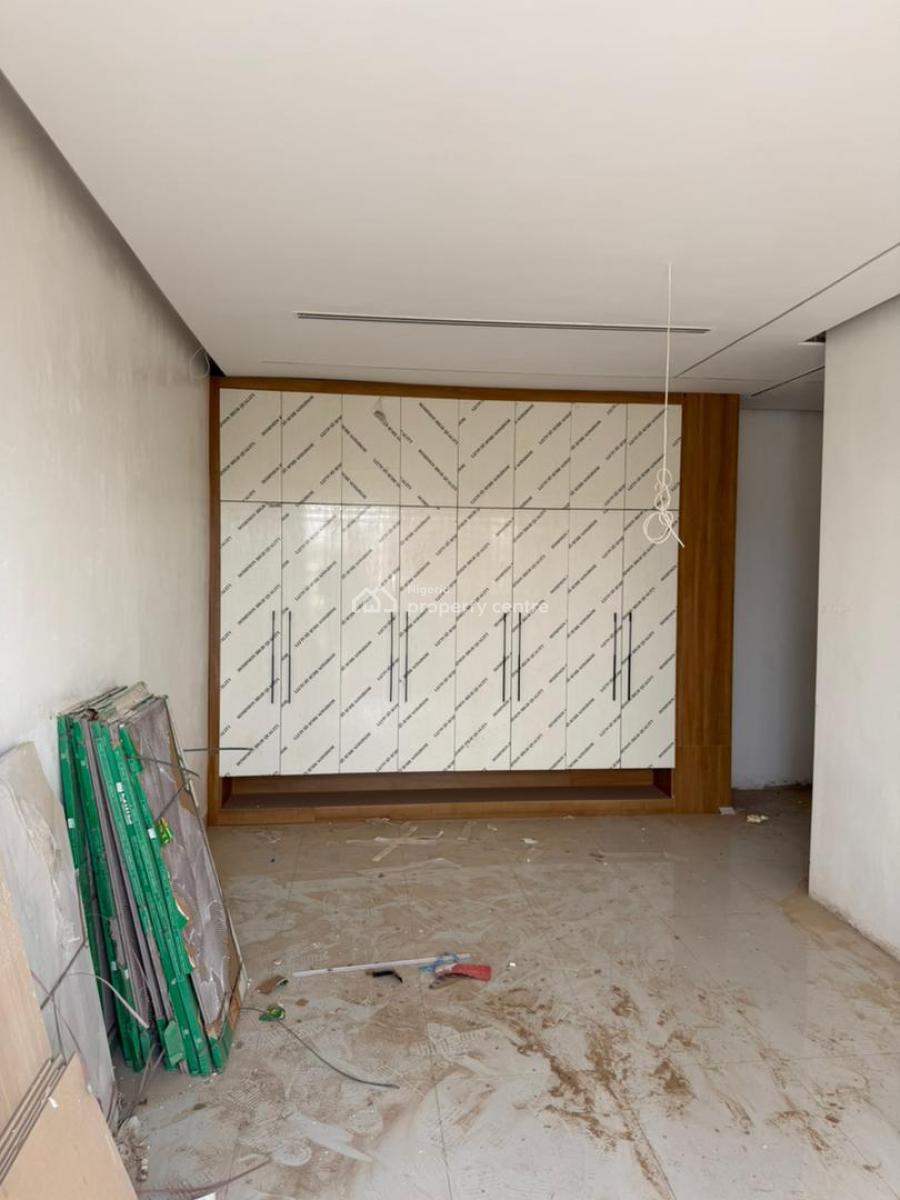 Luxury 4-bedroom Semi-detached Duplex with Bq, Guzape District, Abuja, Semi-detached Duplex for Sale