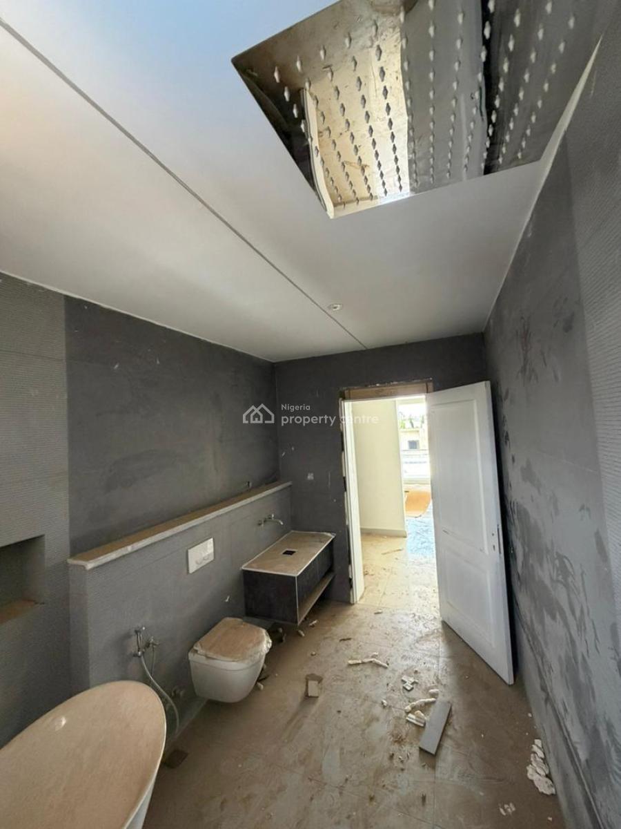 Luxury 4-bedroom Semi-detached Duplex with Bq, Guzape District, Abuja, Semi-detached Duplex for Sale