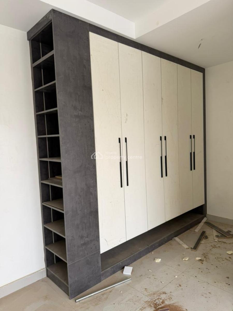 Luxury 4-bedroom Semi-detached Duplex with Bq, Guzape District, Abuja, Semi-detached Duplex for Sale