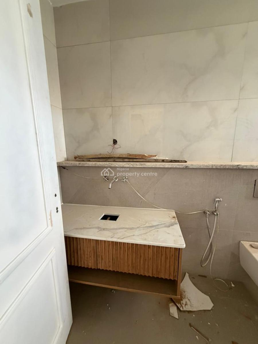 Luxury 4-bedroom Semi-detached Duplex with Bq, Guzape District, Abuja, Semi-detached Duplex for Sale