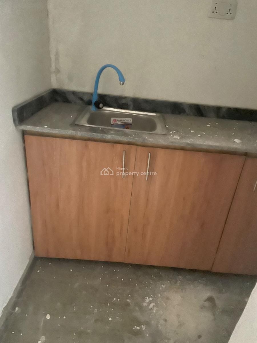 Room Self Contain, Akoka, Yaba, Lagos, Self Contain (single Rooms) for Rent