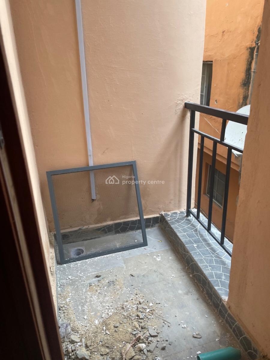 Room Self Contain, Akoka, Yaba, Lagos, Self Contain (single Rooms) for Rent