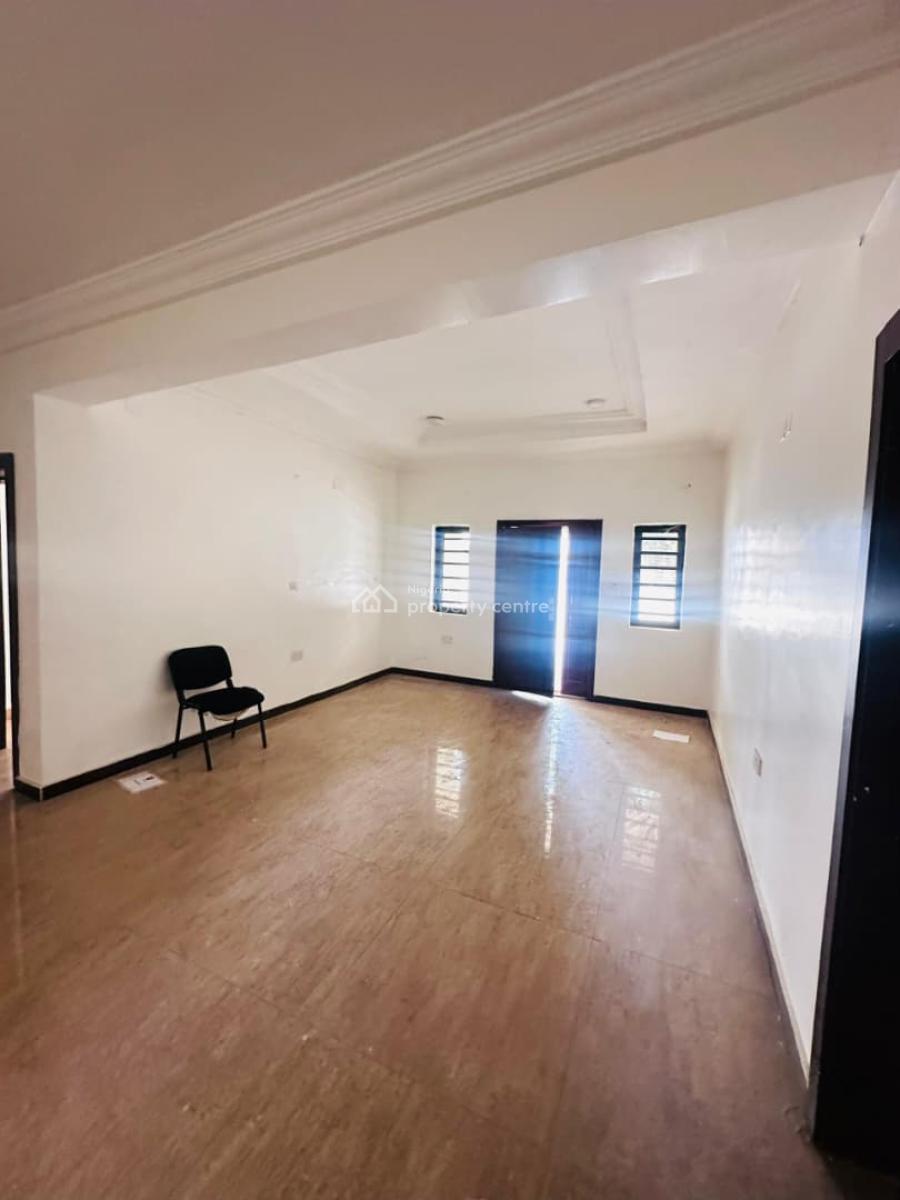 9 Bedroom Detached Duplex with 2 Rooms Bq, Maitama District, Abuja, Detached Duplex for Rent