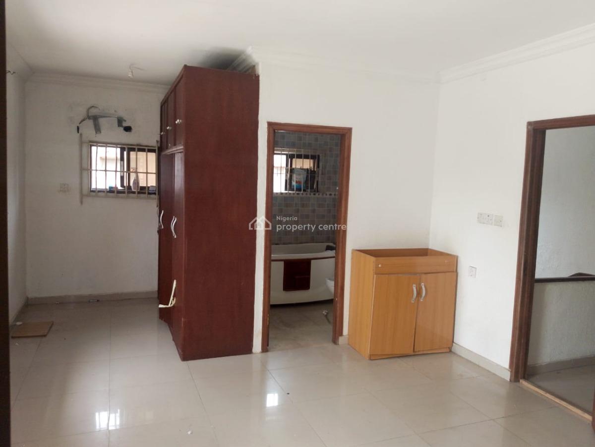 4 Bedroom Semi-detached House + 2 Rooms Bq, Dolphin Estate, Ikoyi, Lagos, Semi-detached Duplex for Rent