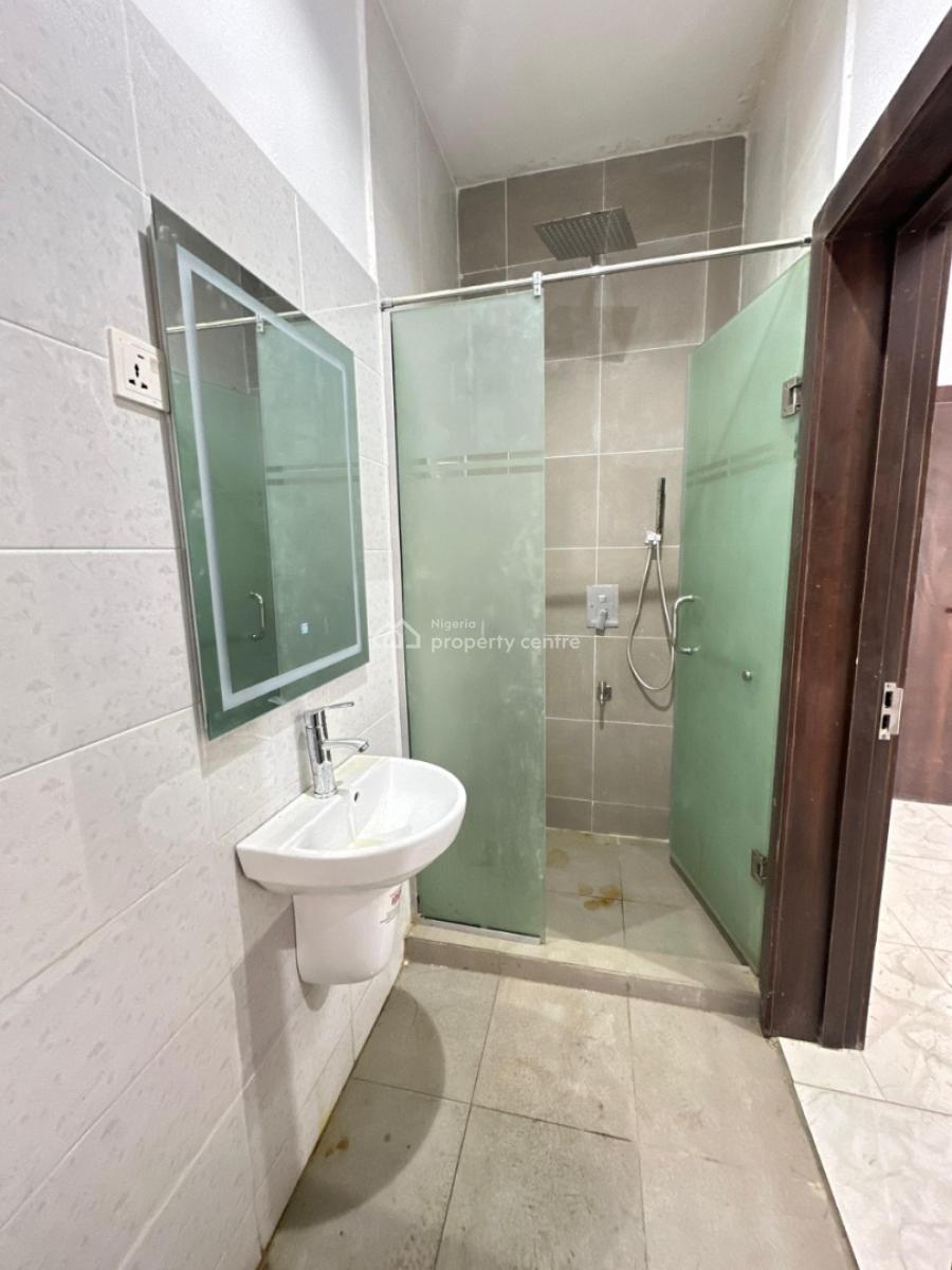 Well Finished Luxury 2 Bedroom All Rooms Ensuit with Air Conditioning, Lekki Phase 1, Lekki, Lagos, Flat / Apartment for Rent