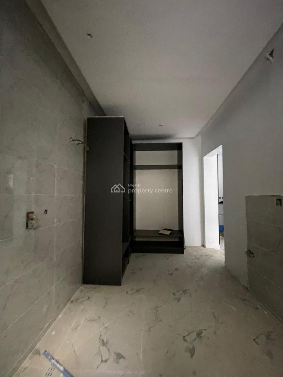 Exquisite 2 Bedroom Penthouse with Pool and Gym in a Serene Location, Lekki Phase 1,lekki Lagos, Lekki Phase 1, Lekki, Lagos, Block of Flats for Sale