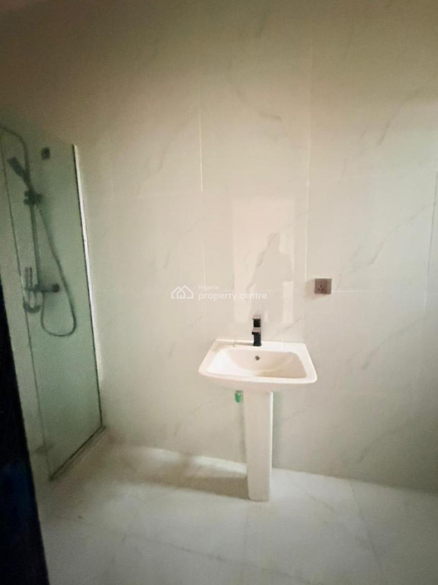 Exquisitely Built 4 Bedroom Terrace Duplex with Bq, Olowora, Magodo, Lagos, Terraced Duplex for Sale