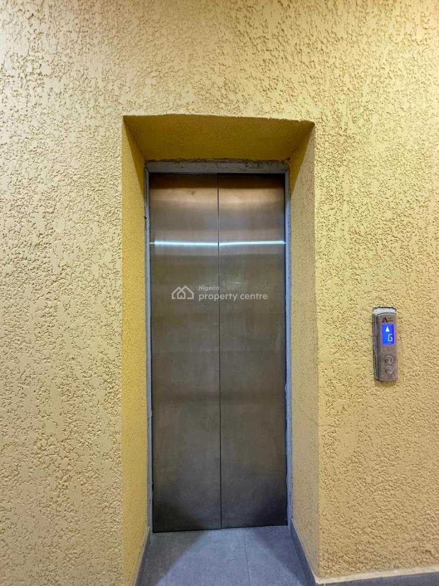 Lovely Spacious 2 Bedroom Apartment with  Pool, Elevator and Gym., Lekki Phase 1, Lekki, Lagos, Flat / Apartment for Sale