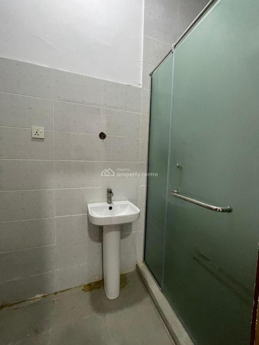 Luxury  2 Bedroom Serviced Apartment with Elevator in a Serene Area, Lekki Phase 1, Lekki, Lagos, Flat / Apartment for Sale